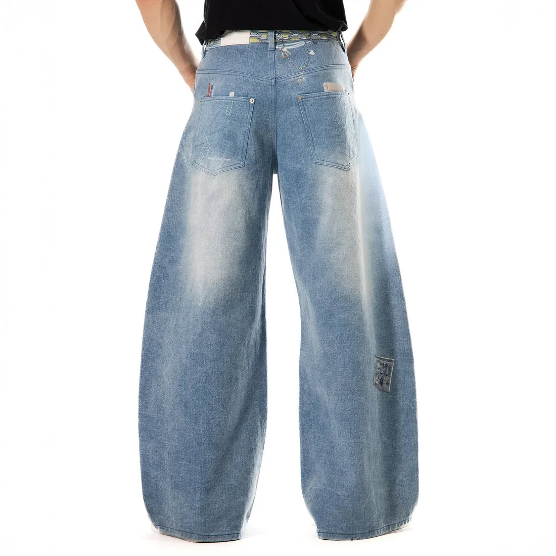 EMPLOYEE TIE CLOUD Baggy jaens