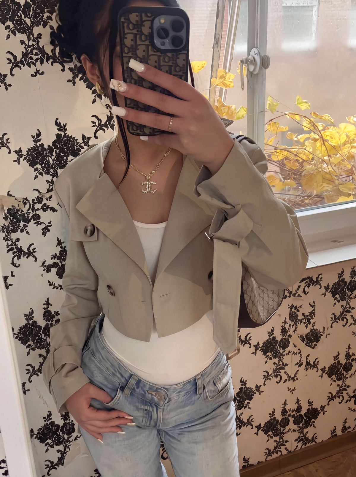 VIRAL OUTFIT - Ivory Moon