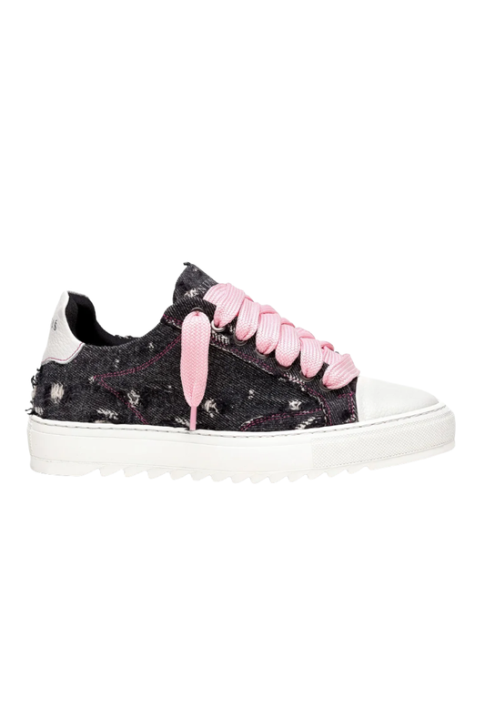 Chuck Sneakers