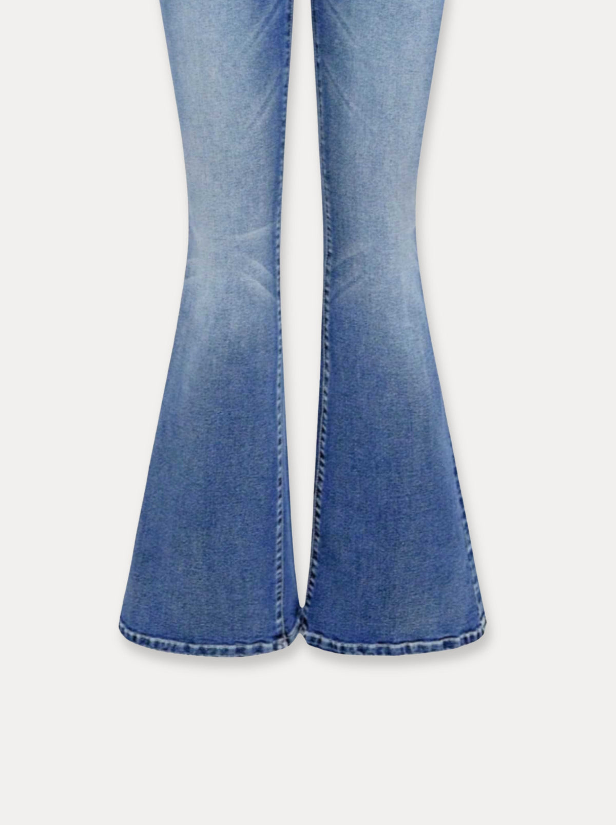Wingline Flare Jeans
