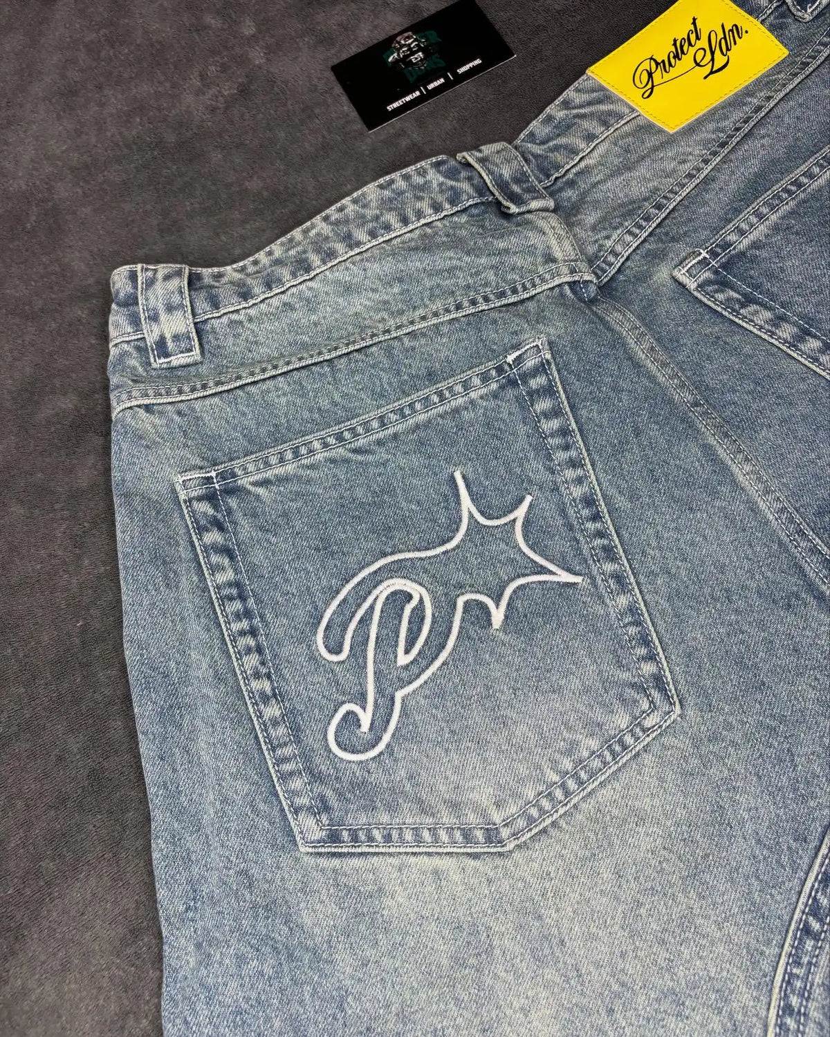 PROTECT CLOUD Denim shorts